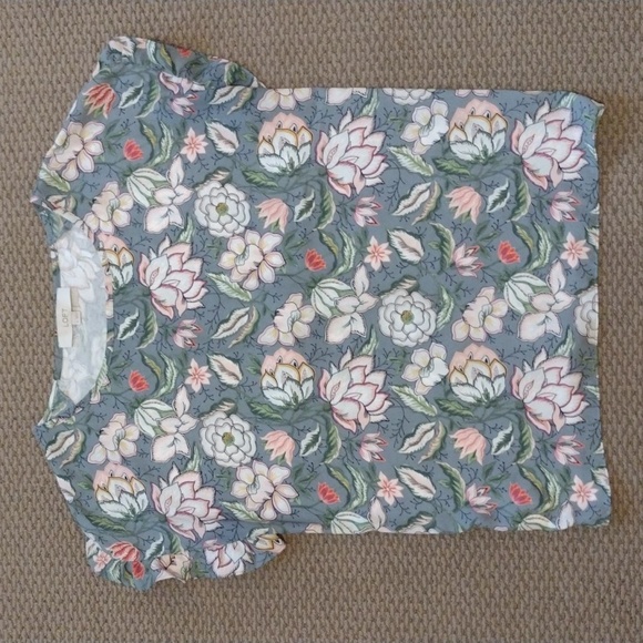 LOFT Floral Blouse - Picture 1 of 9